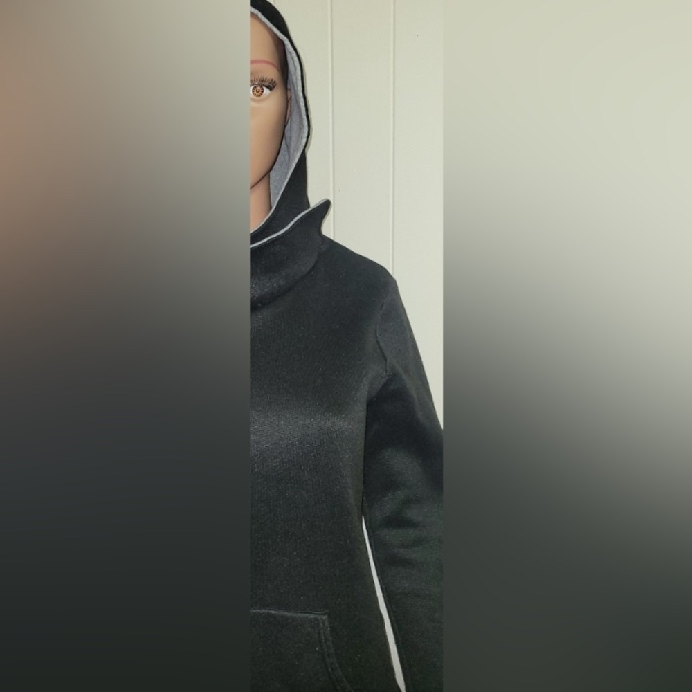 UNIQUE WOMENS HOODIE Lightweight Black with Silver Hood Interior Medium EUC - Picture 4 of 5